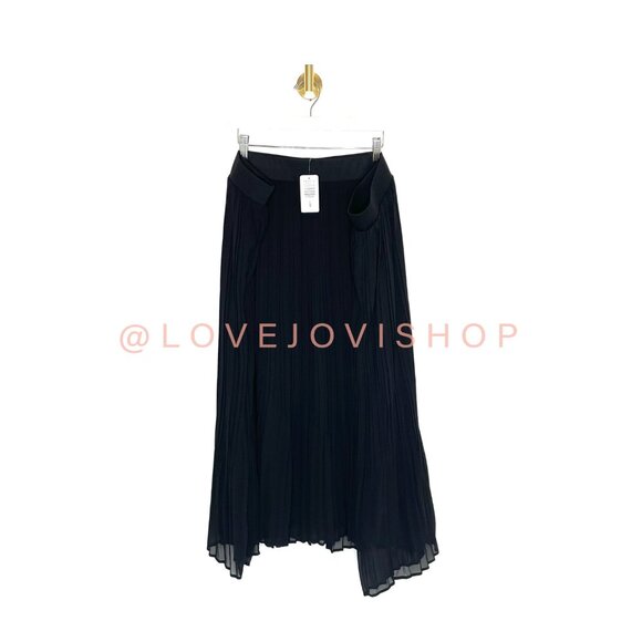 Feminine | NWT! Curvy 5X Torrid Deep Black Pleated Tea Length Chiffon | Classic - Picture 6 of 10